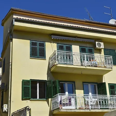 Apartamento By The Sea - 7848